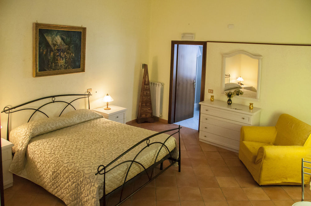 Confalone Apartahotel 2*