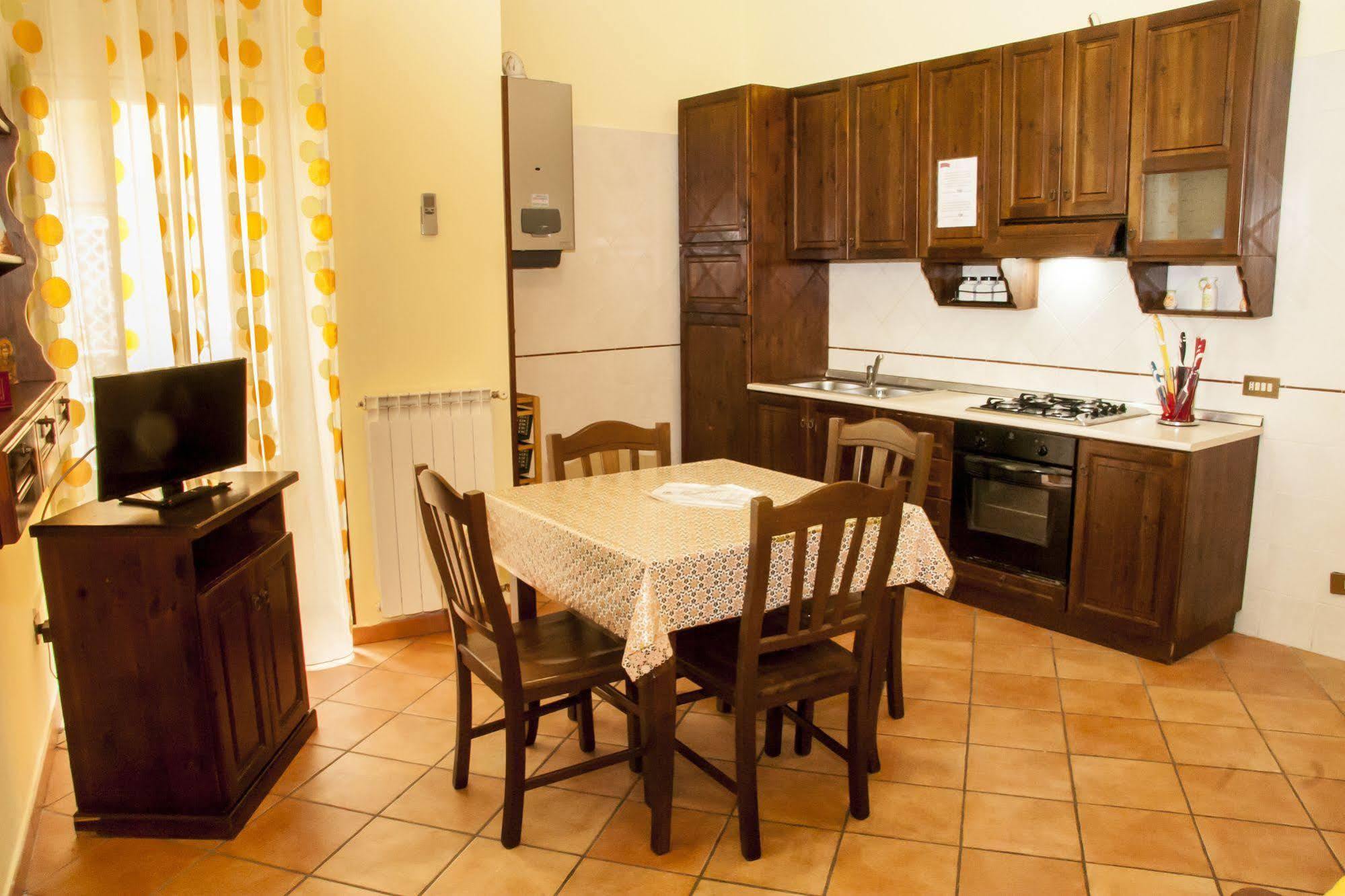 Confalone Apartahotel 2*
